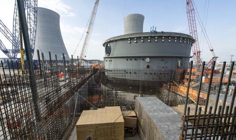 Vogtle_4_turbine_building_04-17_(Georgia_Power)-460